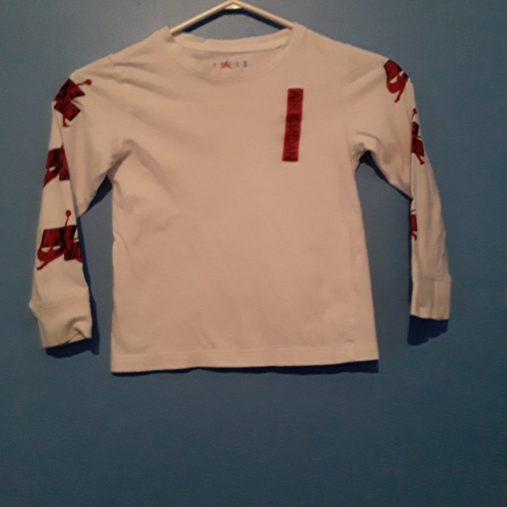 Jordan/Nike Shirt For Boy